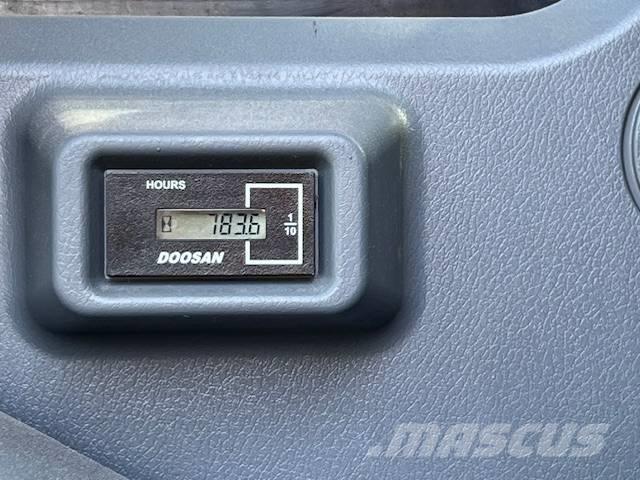 Doosan DX 140 LC-7 Εκσκαφείς με ερπύστριες