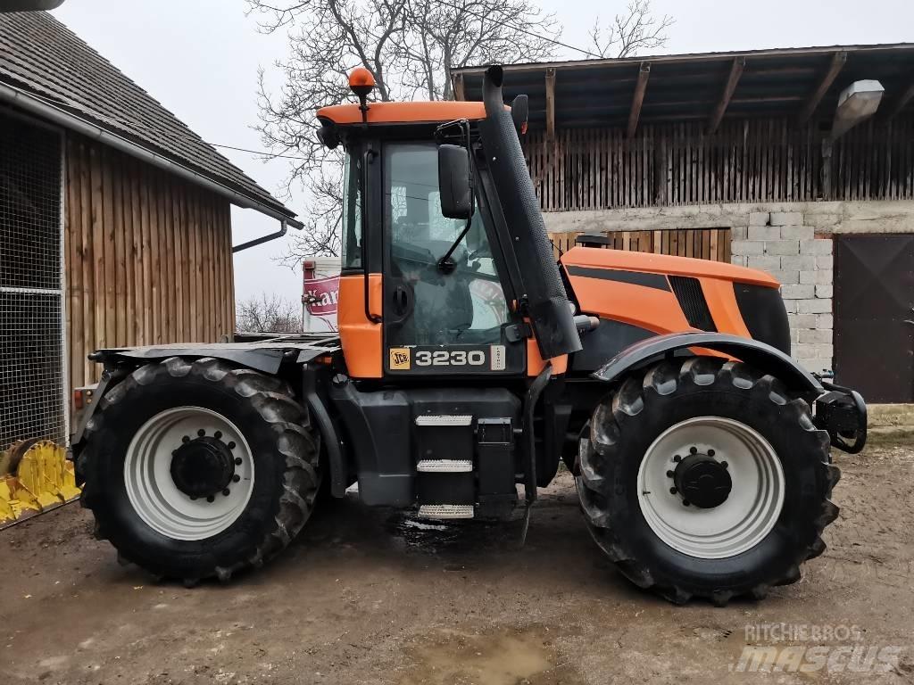 JCB Fastrac 3230 Τρακτέρ