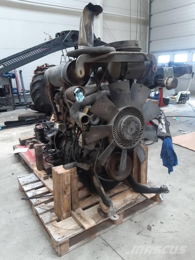 Valmet 901 Θεριζοαλωνιστικές μηχανές