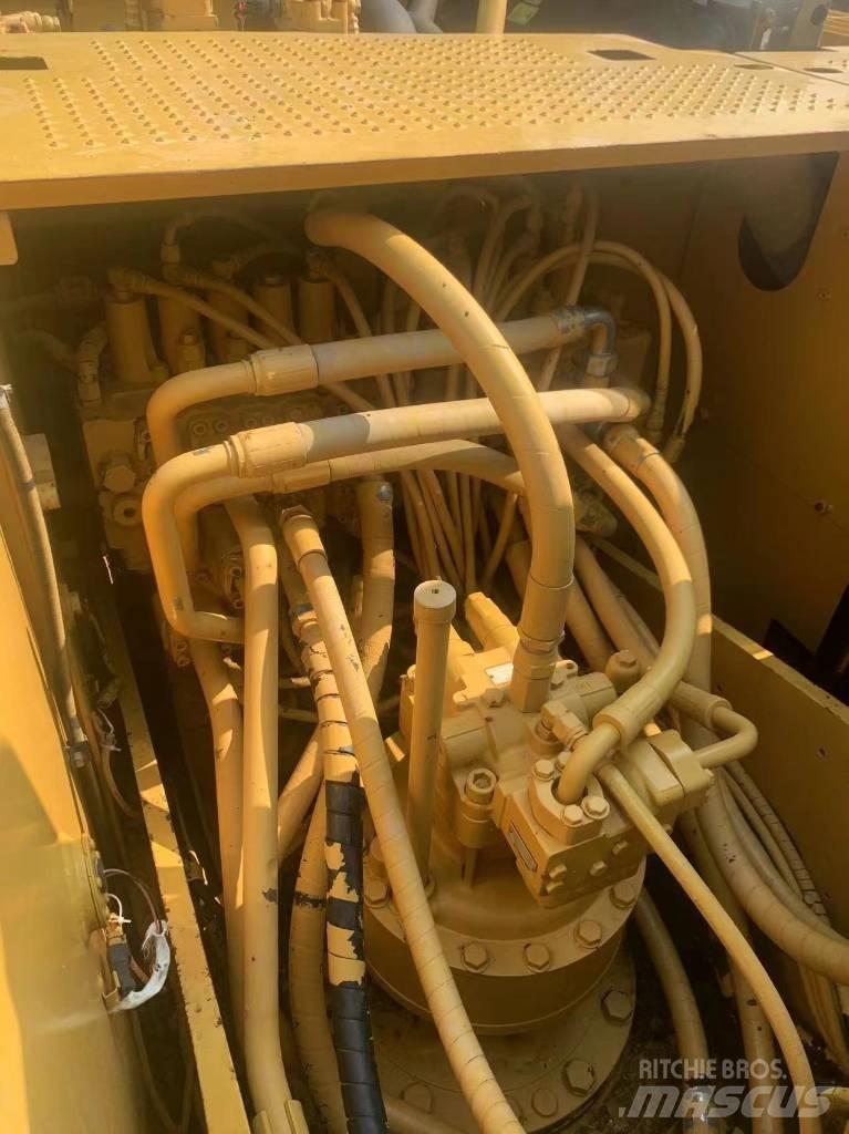 CAT 320 D Εκσκαφείς με ερπύστριες
