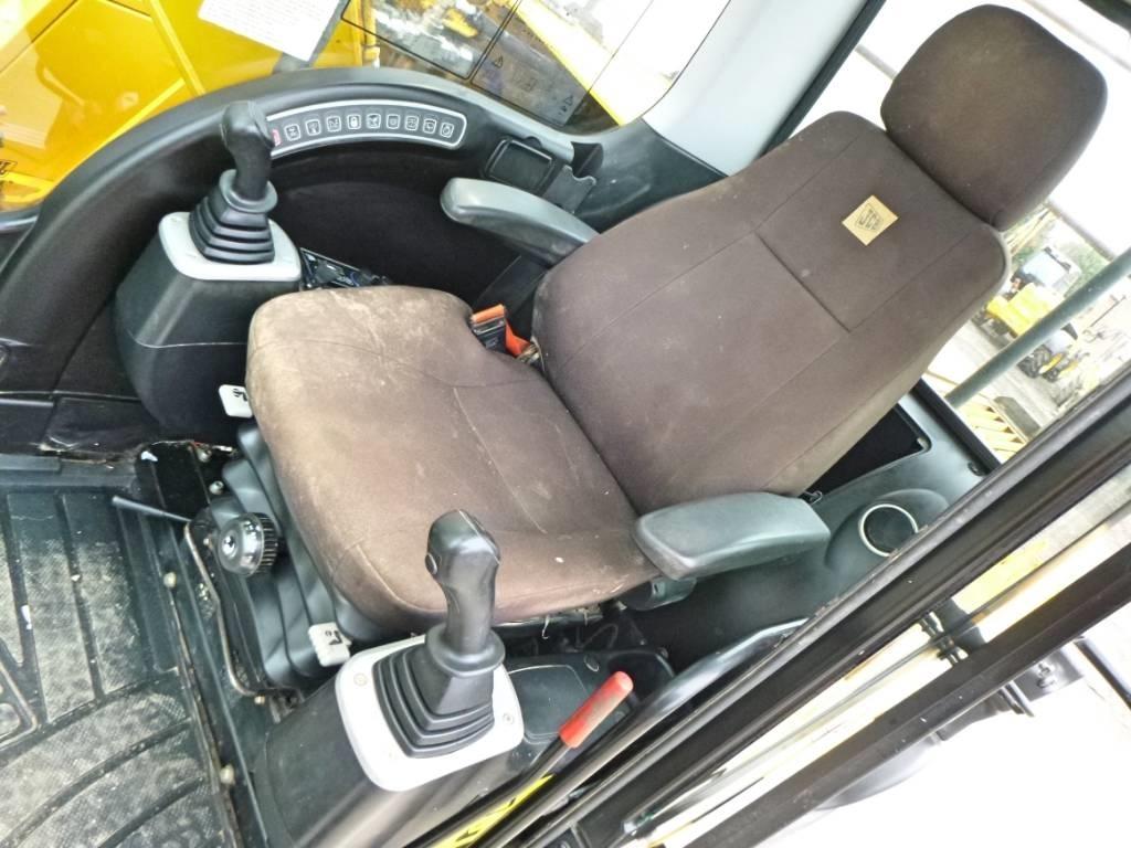 JCB JS 130 LC Εκσκαφείς με ερπύστριες