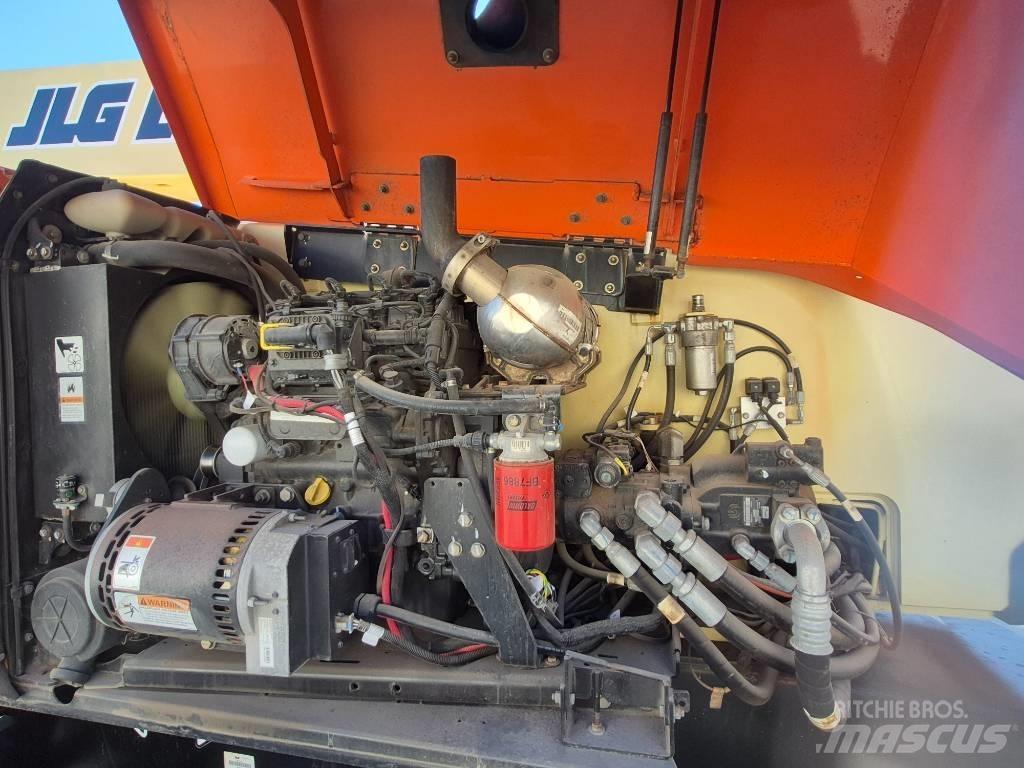 JLG 800 AJ Ανυψωτήρες με αρθρωτό βραχίονα