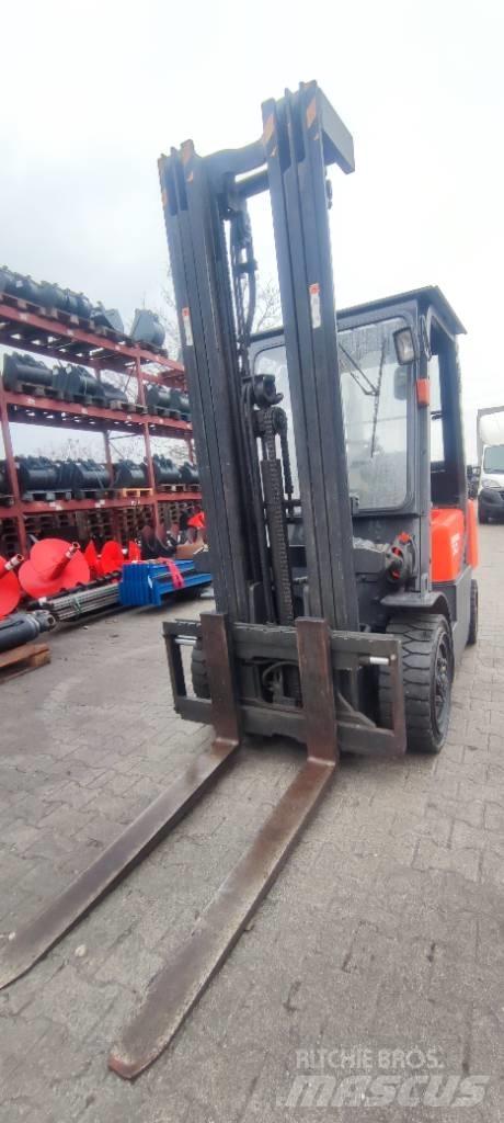 Doosan D 30 G Πετρελαιοκίνητα Κλαρκ