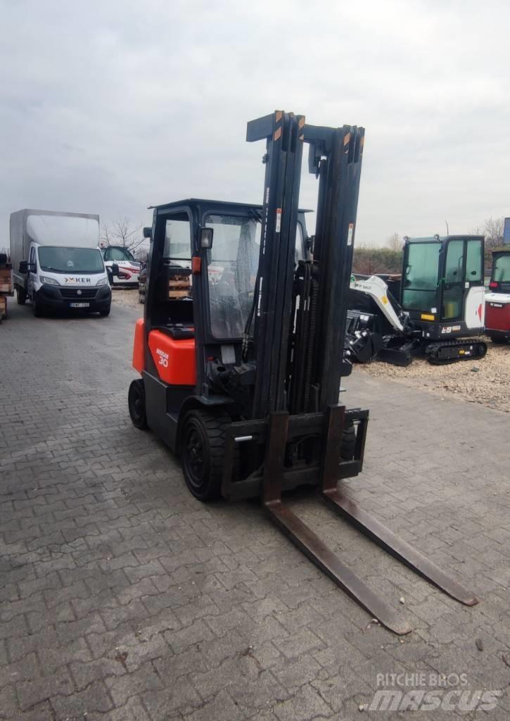 Doosan D 30 G Πετρελαιοκίνητα Κλαρκ