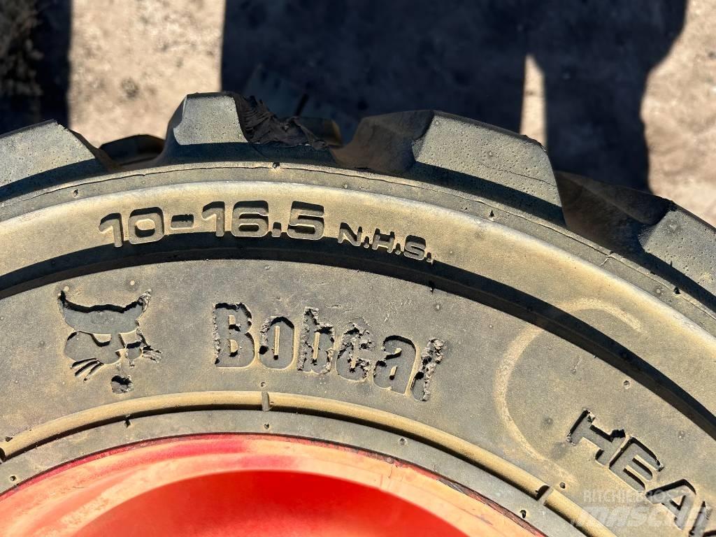 Bobcat 10x16.5 Tires Ελαστικά και ζάντες