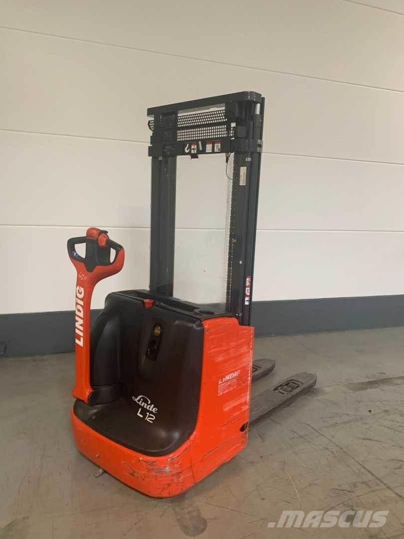 Linde L12I Παλετοφόρα πεζού χειριστή με ιστό