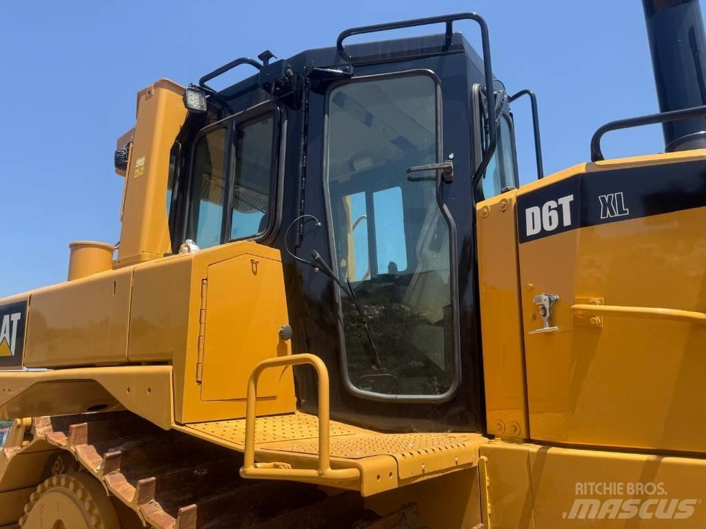 CAT D 6 T XL Μπουλντόζες με ερπύστριες