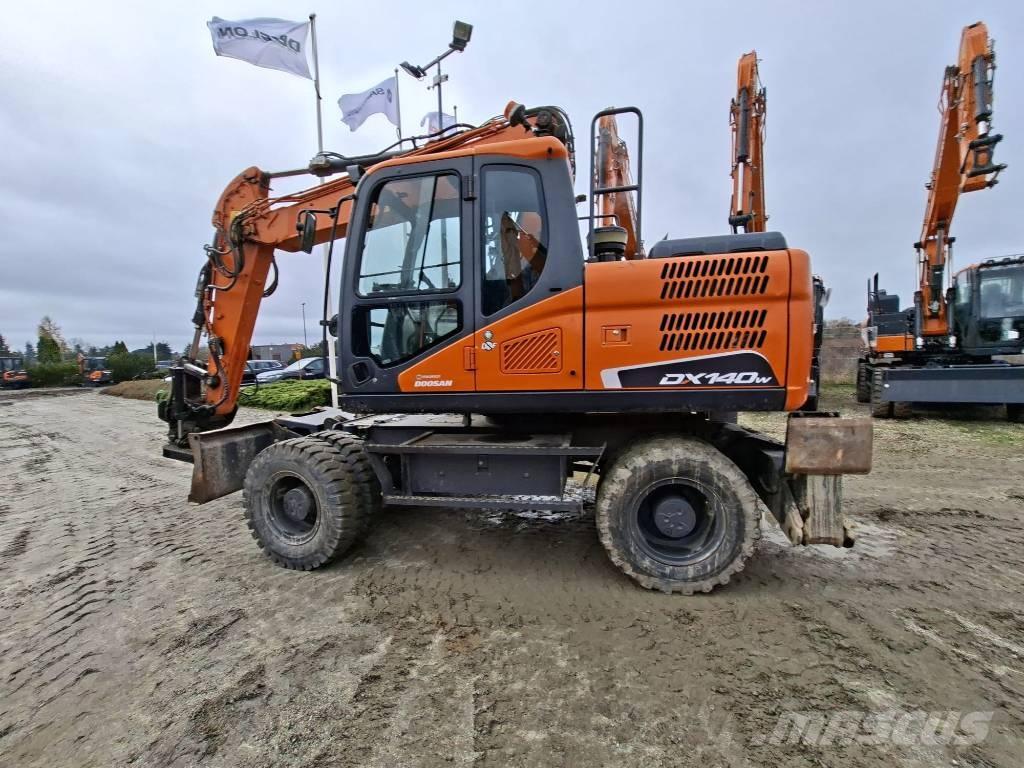 Doosan DX140W-5 Εκσκαφείς με τροχούς - λάστιχα