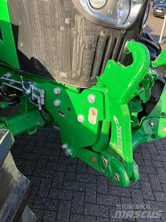 John Deere 6090M Τρακτέρ