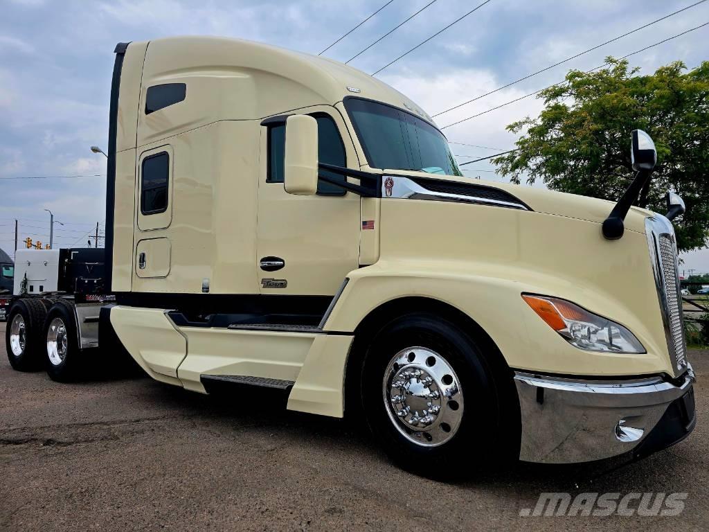 Kenworth T 680 Τράκτορες