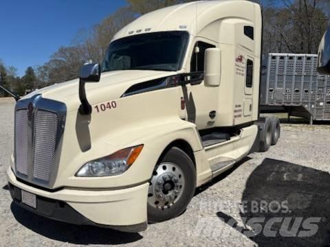 Kenworth T 680 Τράκτορες