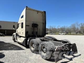 Kenworth T 680 Τράκτορες