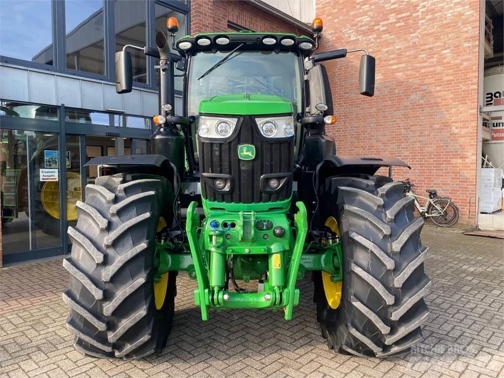 John Deere 6230R Τρακτέρ