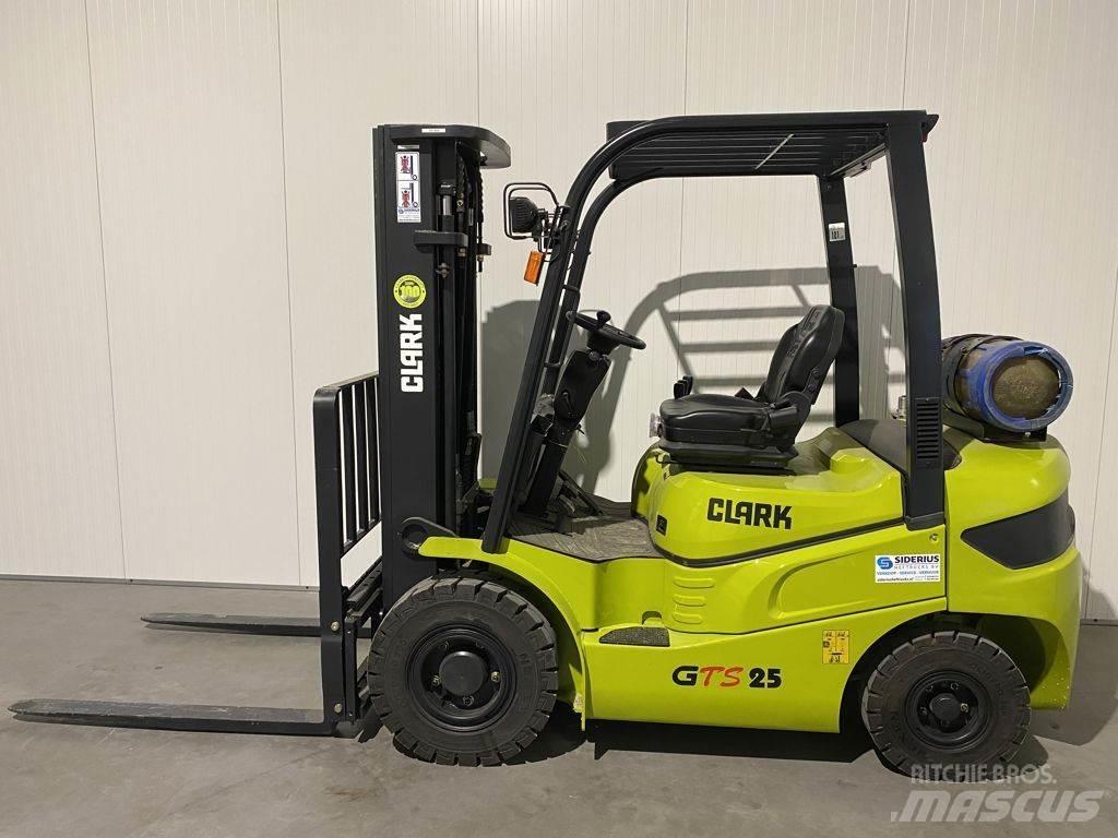 Clark GTS25 Περονοφόρα ανυψωτικά κλαρκ με φυσικό αέριο LPG