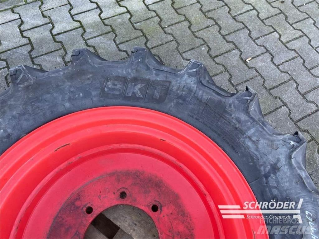 BKT 1X 320/70 R24 Ελαστικά και ζάντες