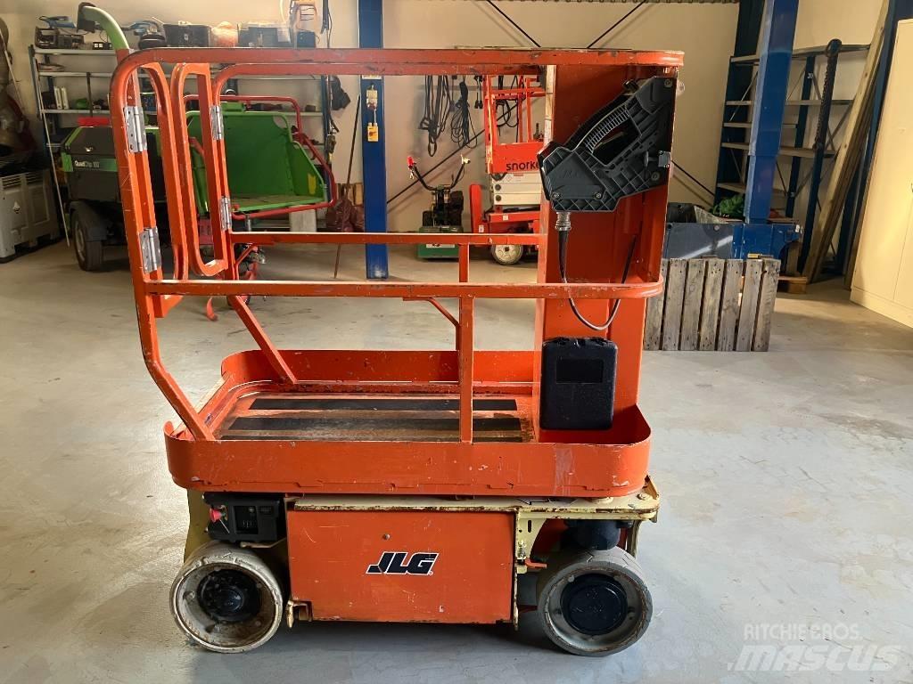JLG 1230 ES Ανυψωτήρες με κατακόρυφους πυλώνες