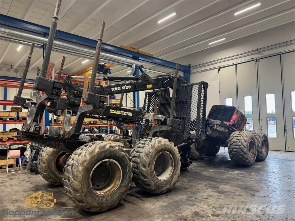 Komatsu 855 Μεταφορείς ξυλείας