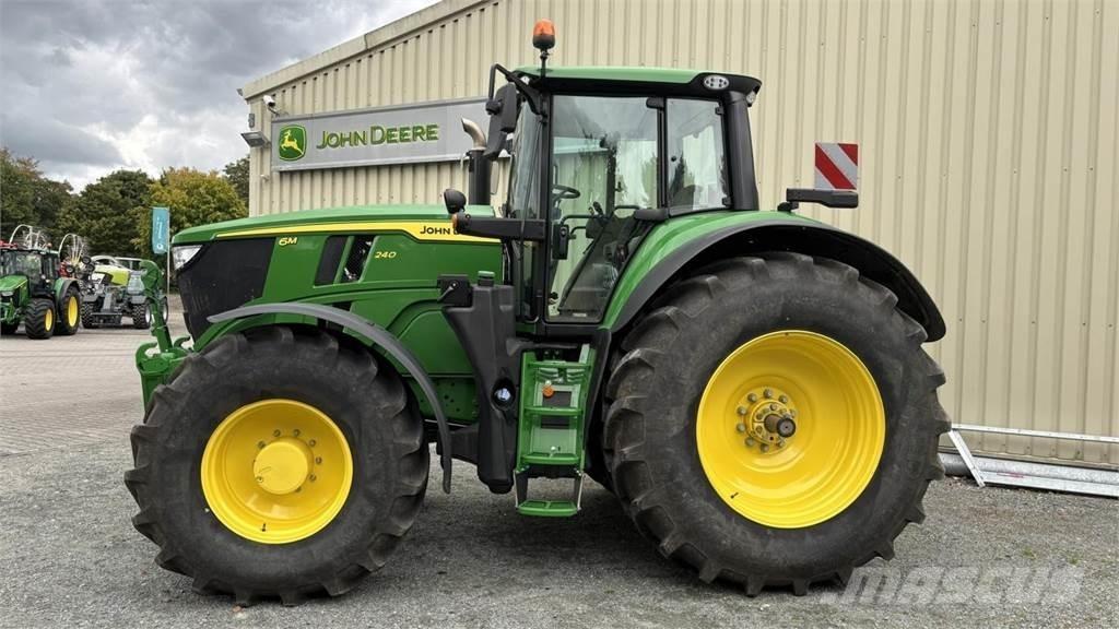 John Deere 6M 240 Τρακτέρ