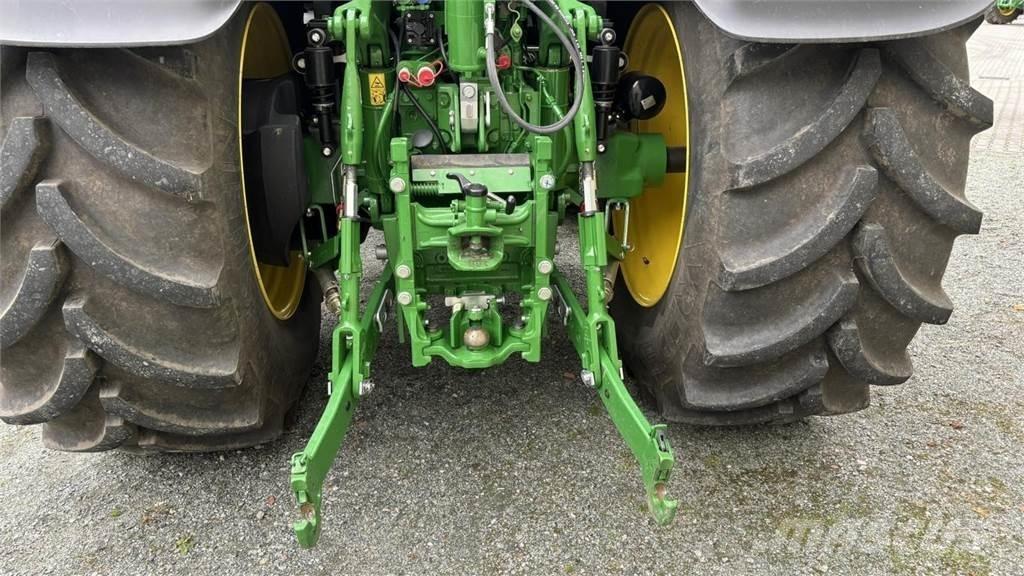 John Deere 6M 240 Τρακτέρ