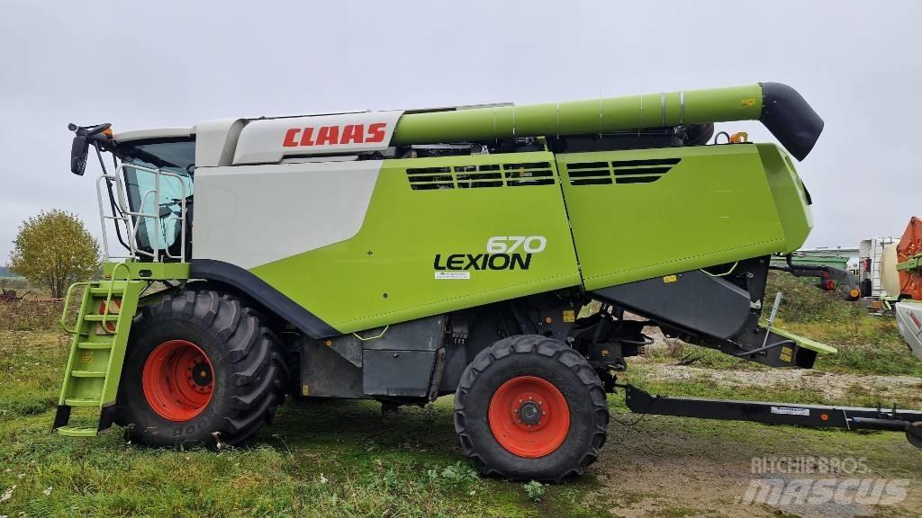CLAAS Lexion 670 Θεριζοαλωνιστικές μηχανές