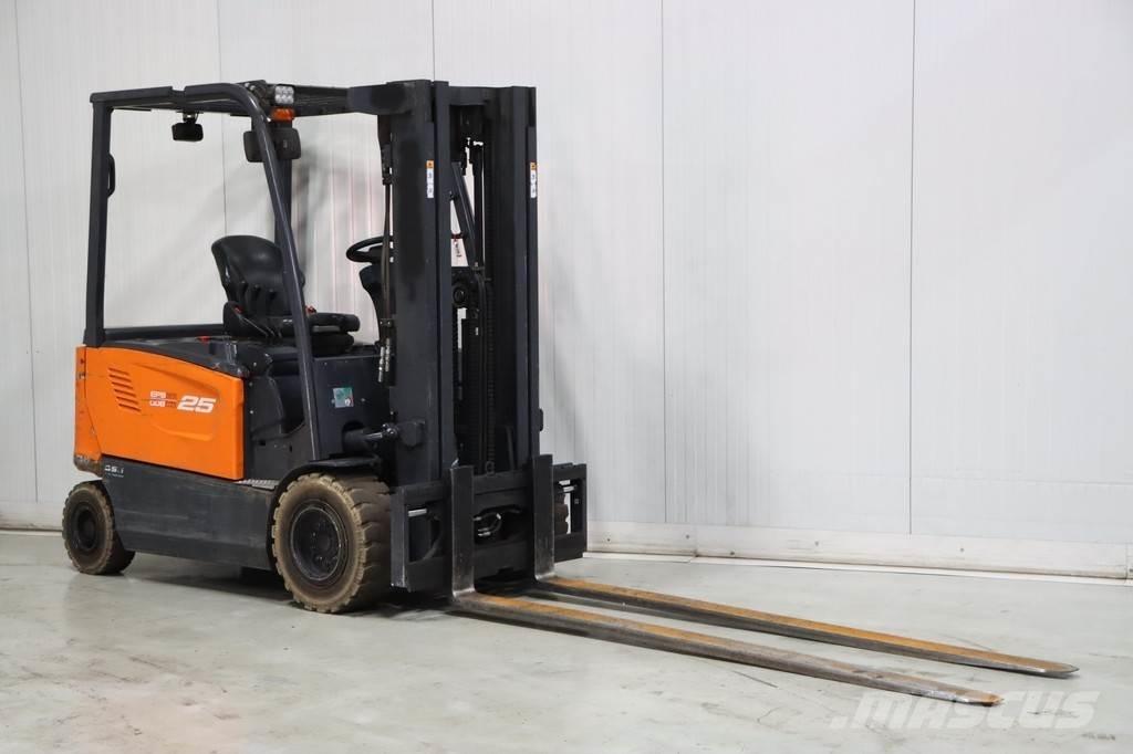 Doosan B25X-7 Ηλεκτρικά περονοφόρα ανυψωτικά κλαρκ