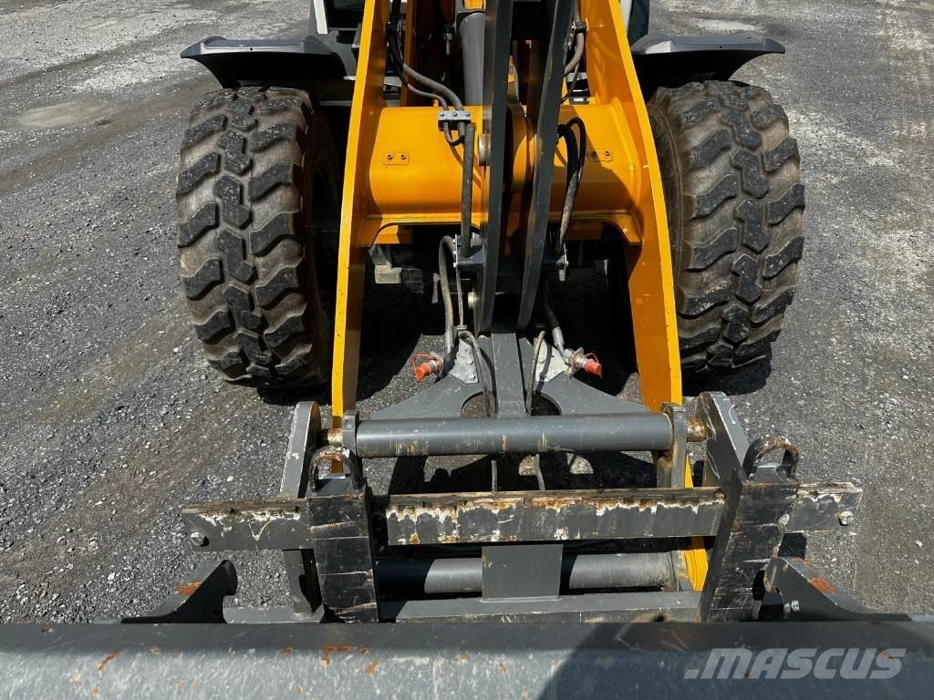Liebherr 504 Compact Φορτωτές με λάστιχα (Τροχοφόροι)