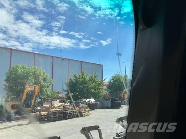 JCB 4CX AEC Εκσκαφείς Φορτωτές τύπου JCB