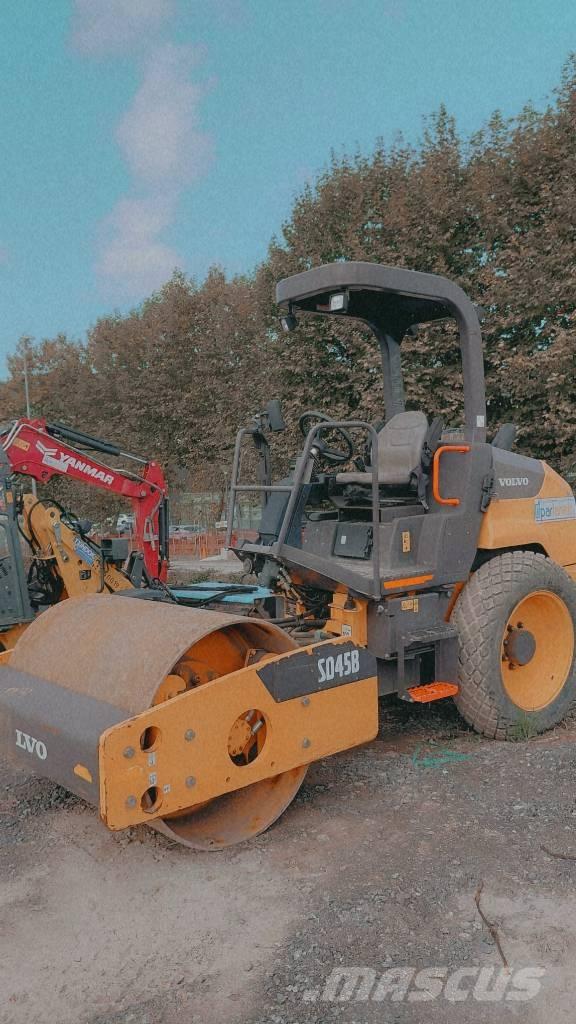 Volvo SD 45 B Οδοστρωτήρες μονού κυλίνδρου