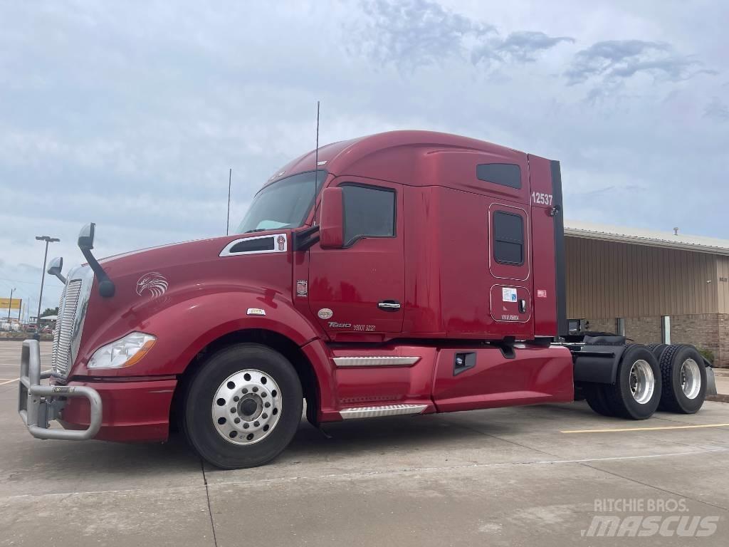 Kenworth T 680 Τράκτορες