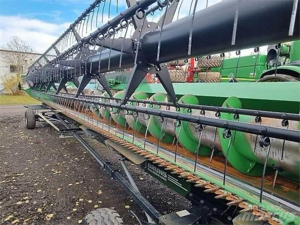 John Deere S 685 i Θεριζοαλωνιστικές μηχανές