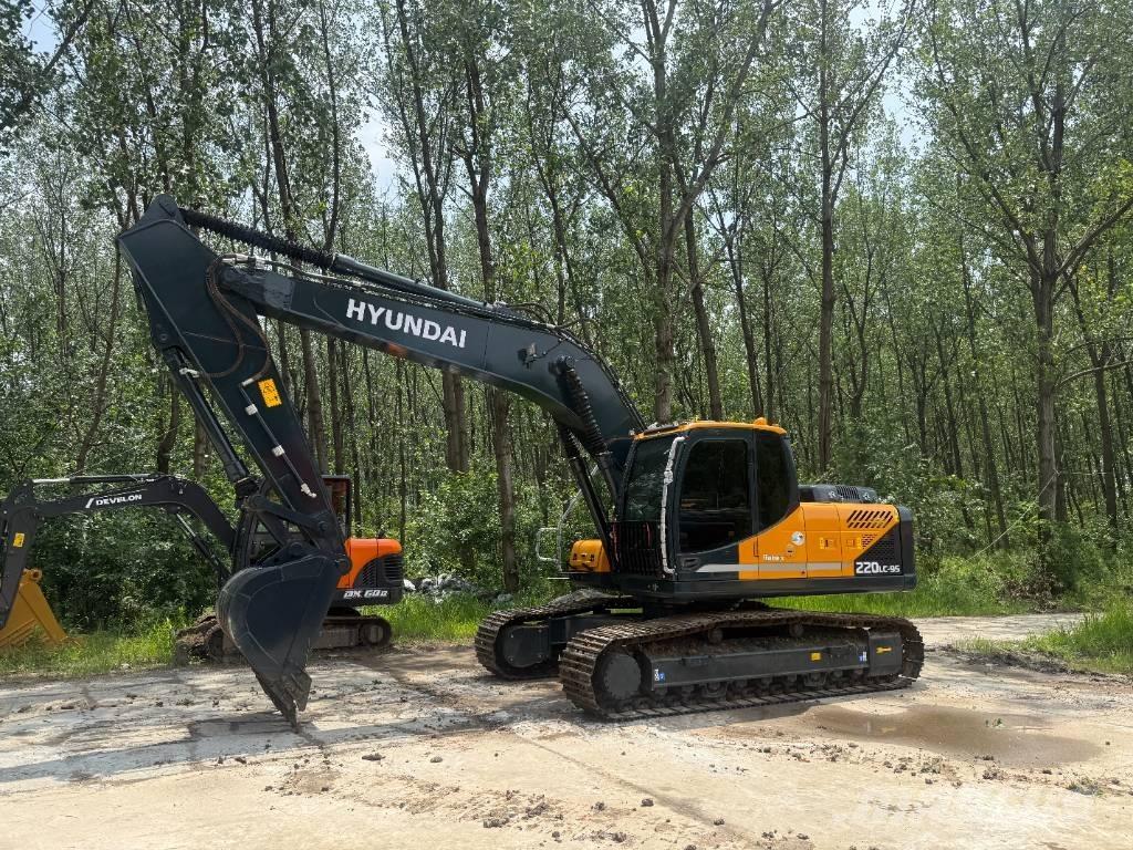 Hyundai R220LC-9S Εκσκαφείς με ερπύστριες