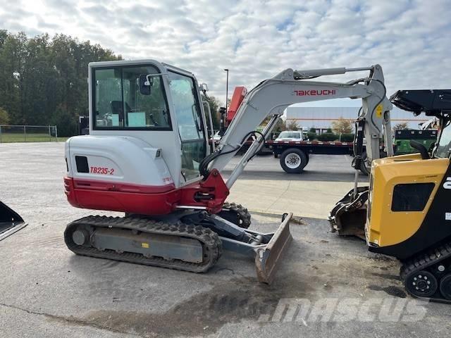Takeuchi TB235 Εκσκαφάκι (διαβολάκι) < 7t