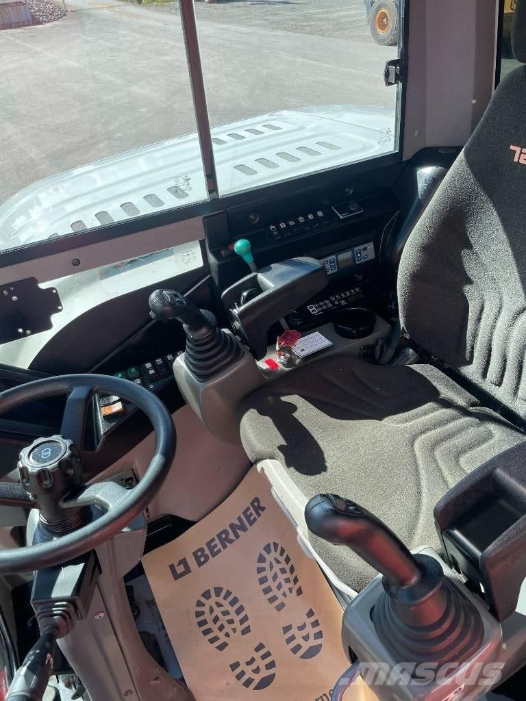 Takeuchi TB 295 W Εκσκαφείς με τροχούς - λάστιχα