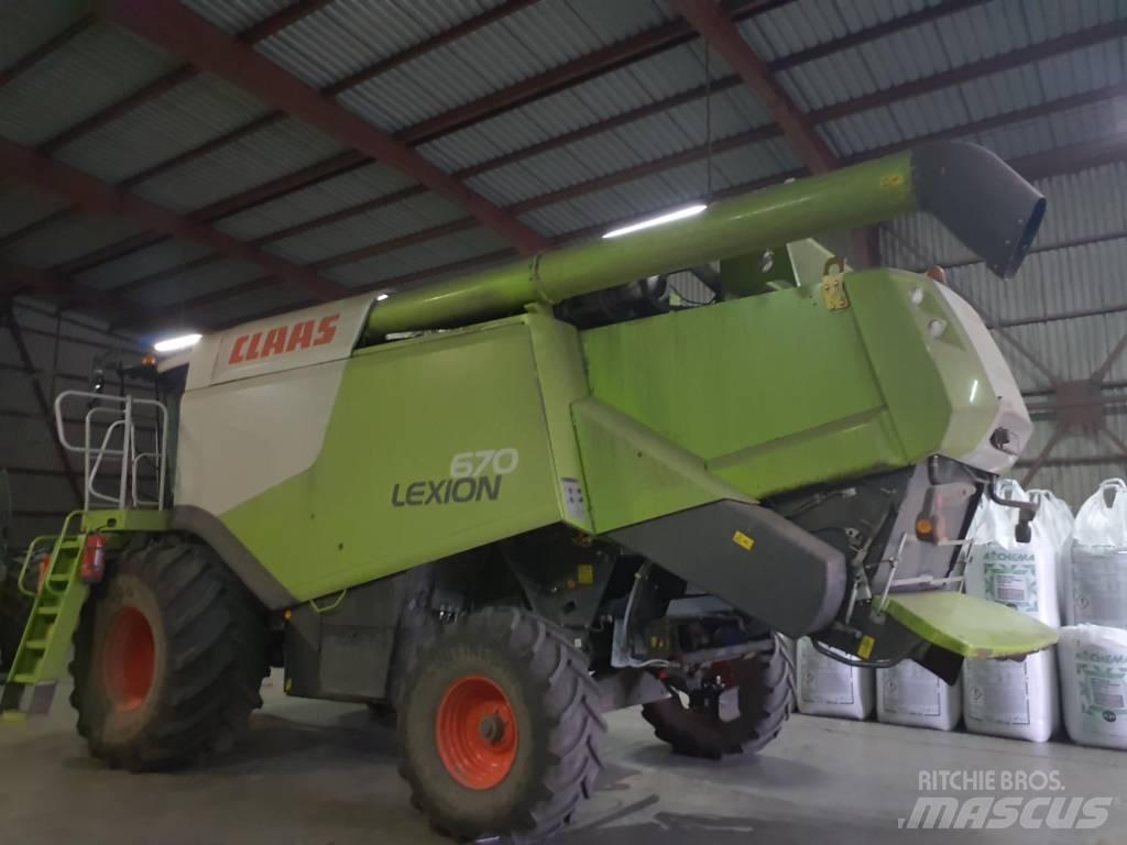 CLAAS Lexion 670 Θεριζοαλωνιστικές μηχανές