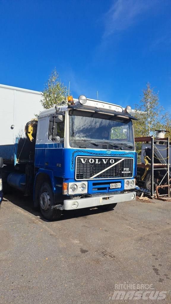 Volvo F 12 Φορτηγά με Γερανό
