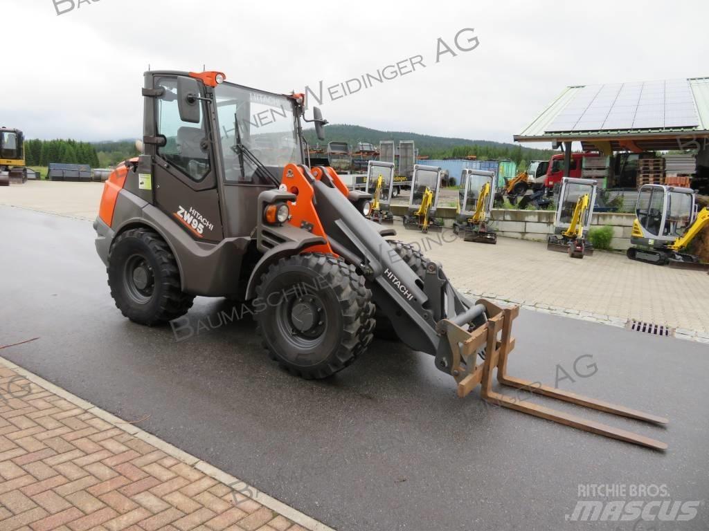 Hitachi ZW 95 Φορτωτές με λάστιχα (Τροχοφόροι)