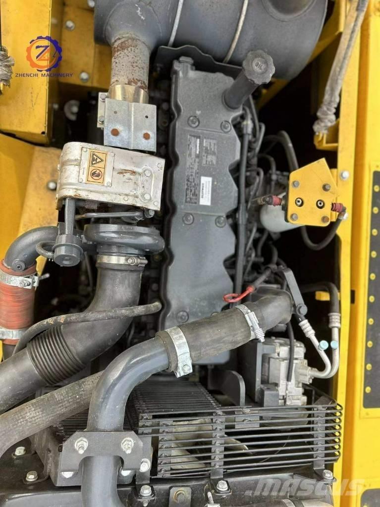 Komatsu PC 240-8 Εκσκαφείς με ερπύστριες