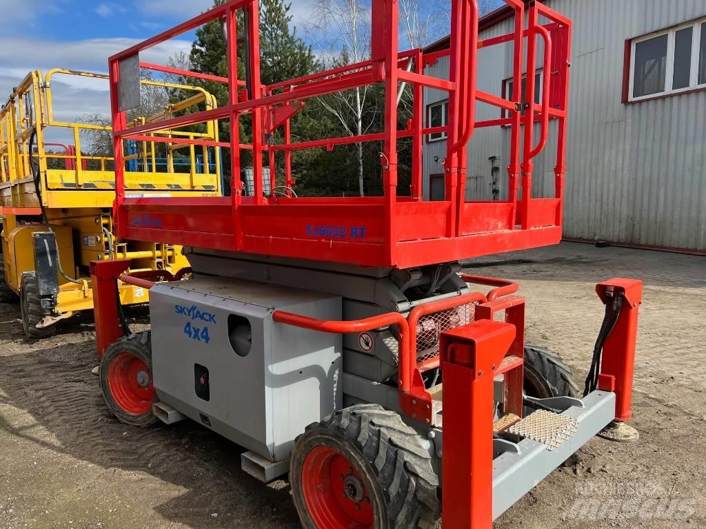 SkyJack SJ 6832 RT Ανυψωτήρες ψαλιδωτής άρθρωσης