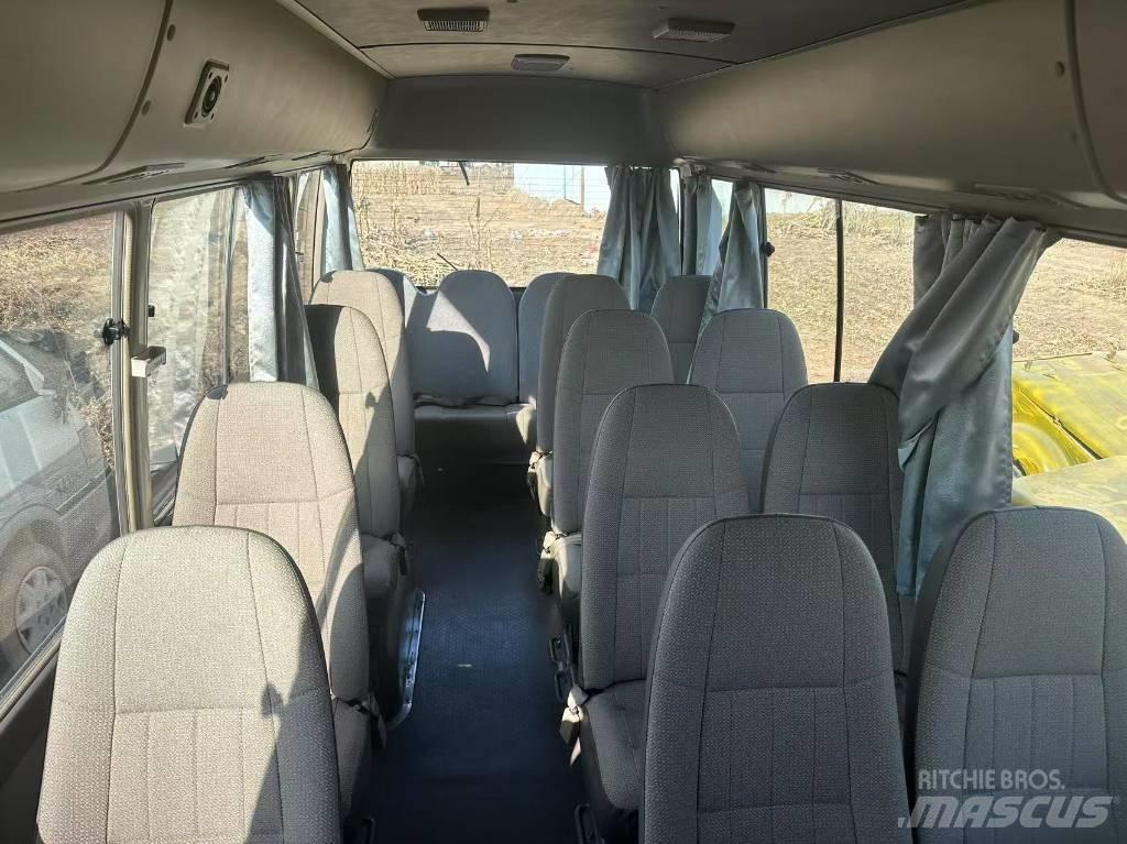 Toyota Coaster Bus Μίνι λεωφορεία