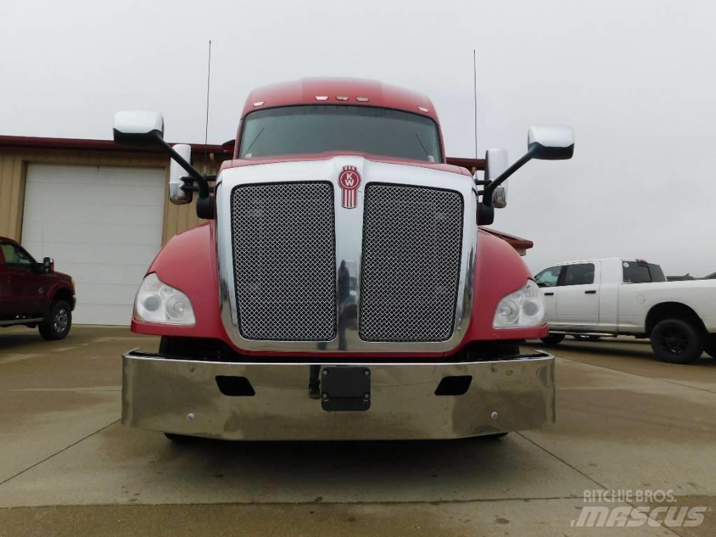Kenworth T 680 Τράκτορες