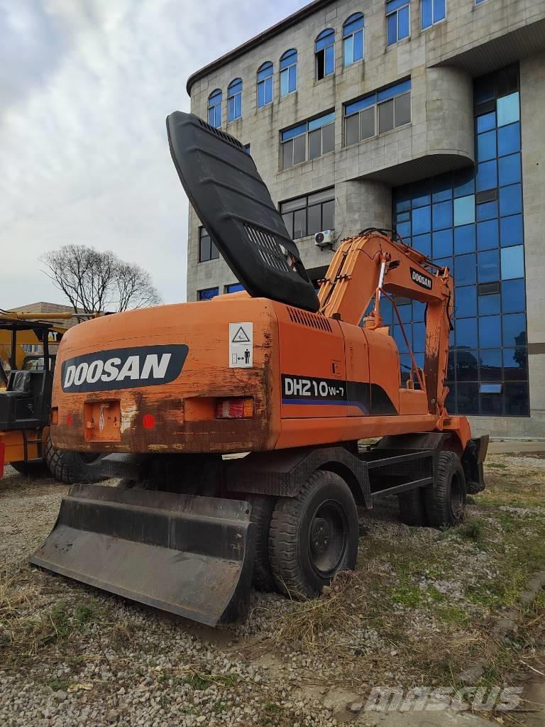 Doosan DH 210 W-7 Εκσκαφείς με τροχούς - λάστιχα