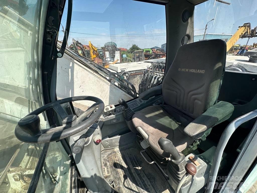 New Holland MH Plus Εκσκαφείς με τροχούς - λάστιχα