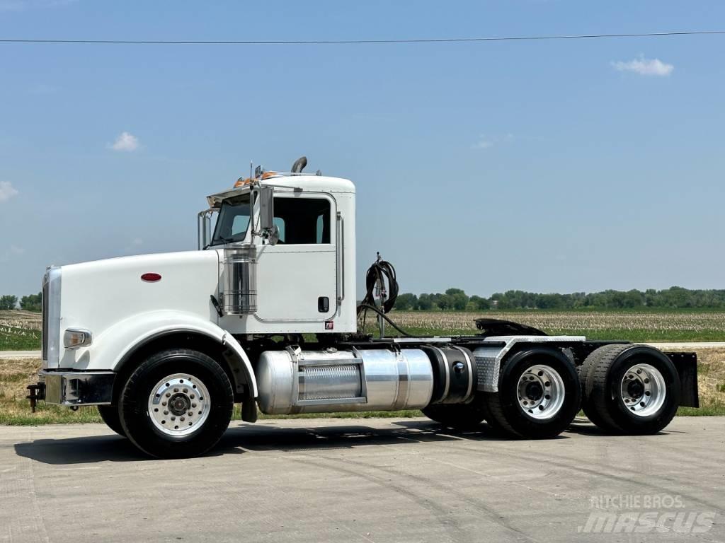 Peterbilt 367 Τράκτορες