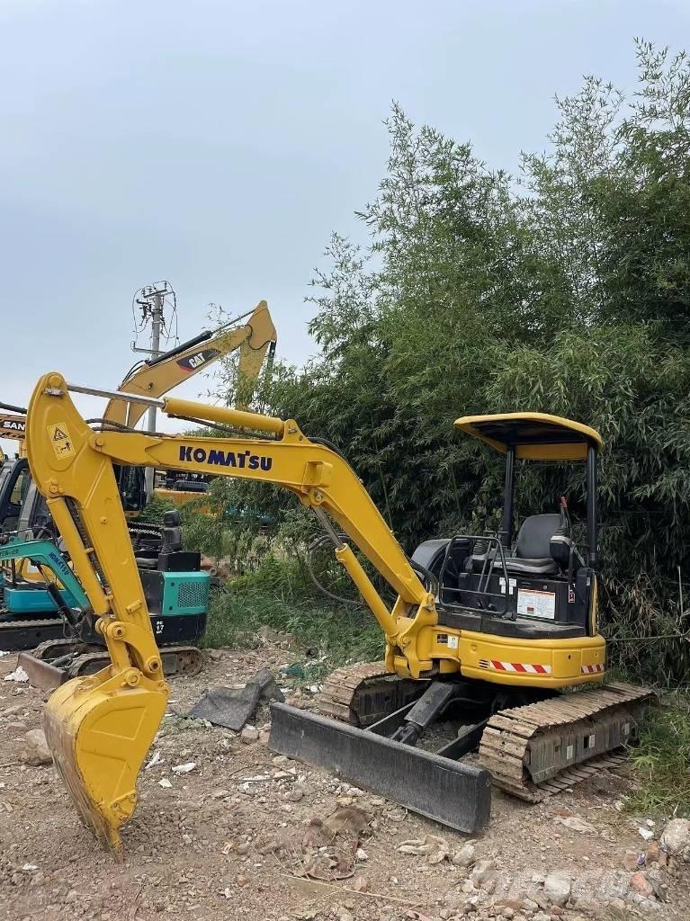Komatsu PC35 Εκσκαφάκι (διαβολάκι) < 7t