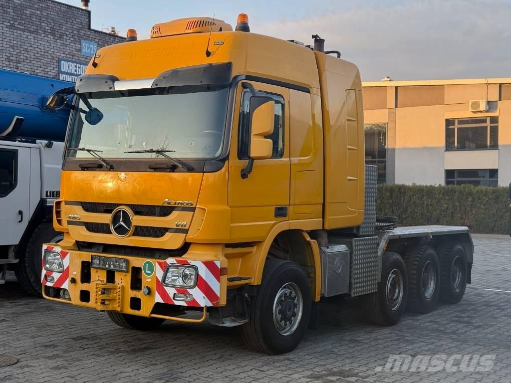 Mercedes-Benz 4165 Τράκτορες