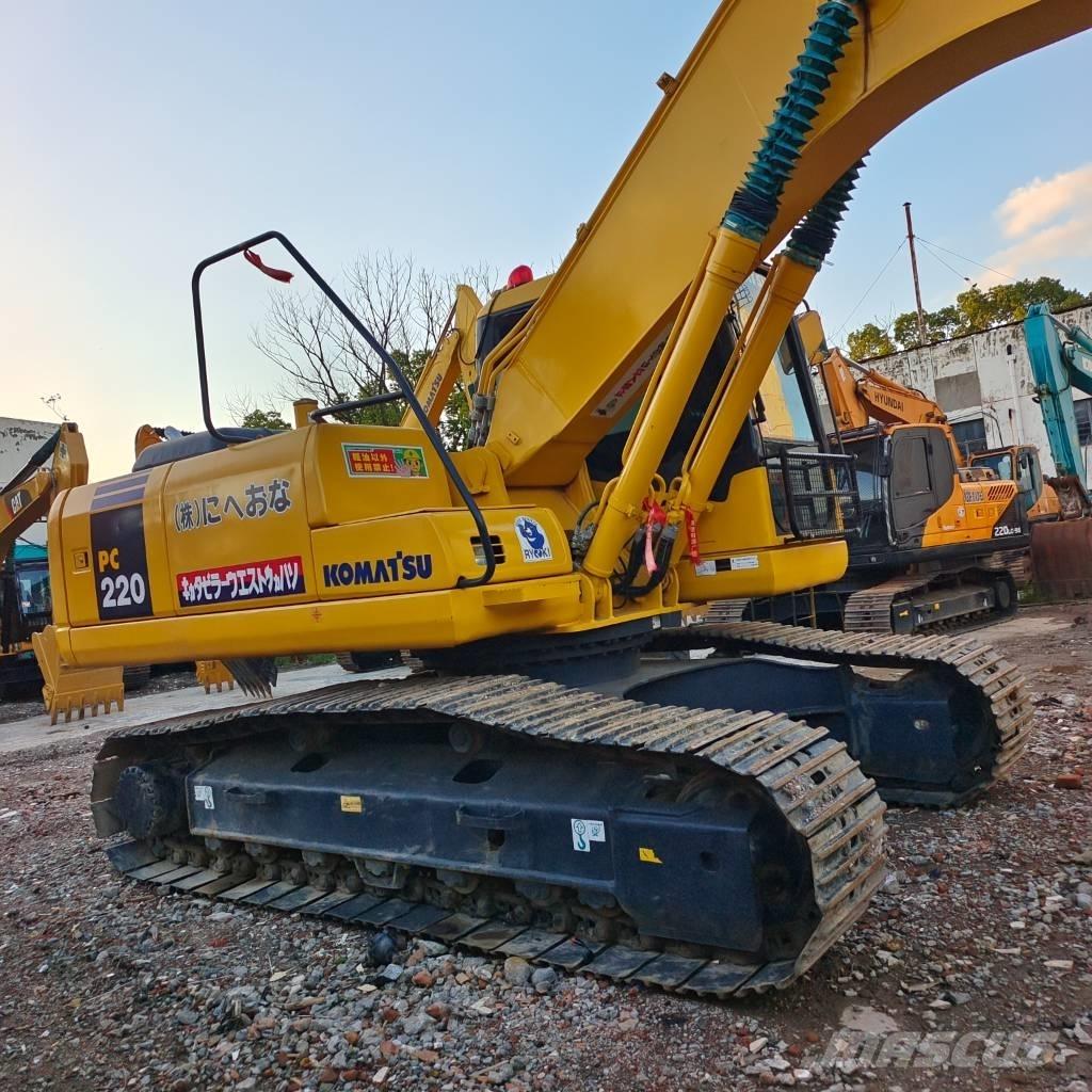 Komatsu PC 220 Εκσκαφείς με ερπύστριες
