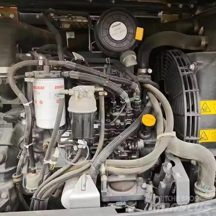 Doosan DX60W Εκσκαφείς με τροχούς - λάστιχα