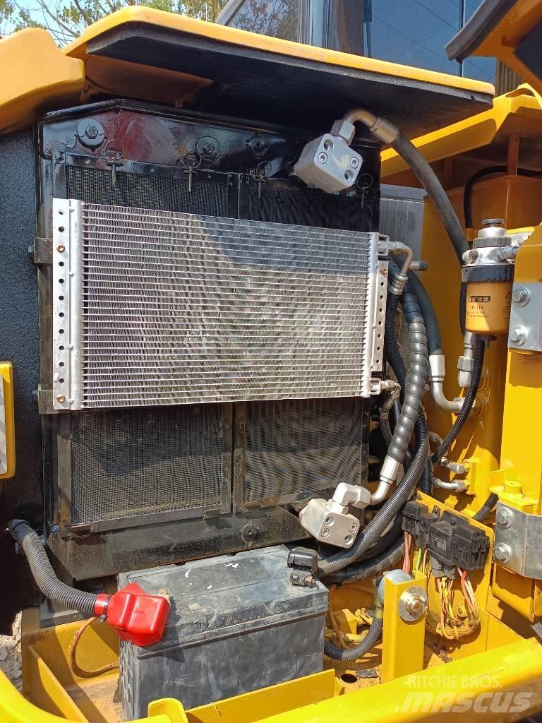 CAT 306 Εκσκαφάκι (διαβολάκι) < 7t