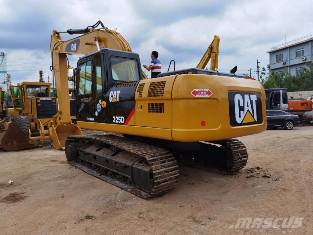 CAT 325 D L Εκσκαφείς με ερπύστριες