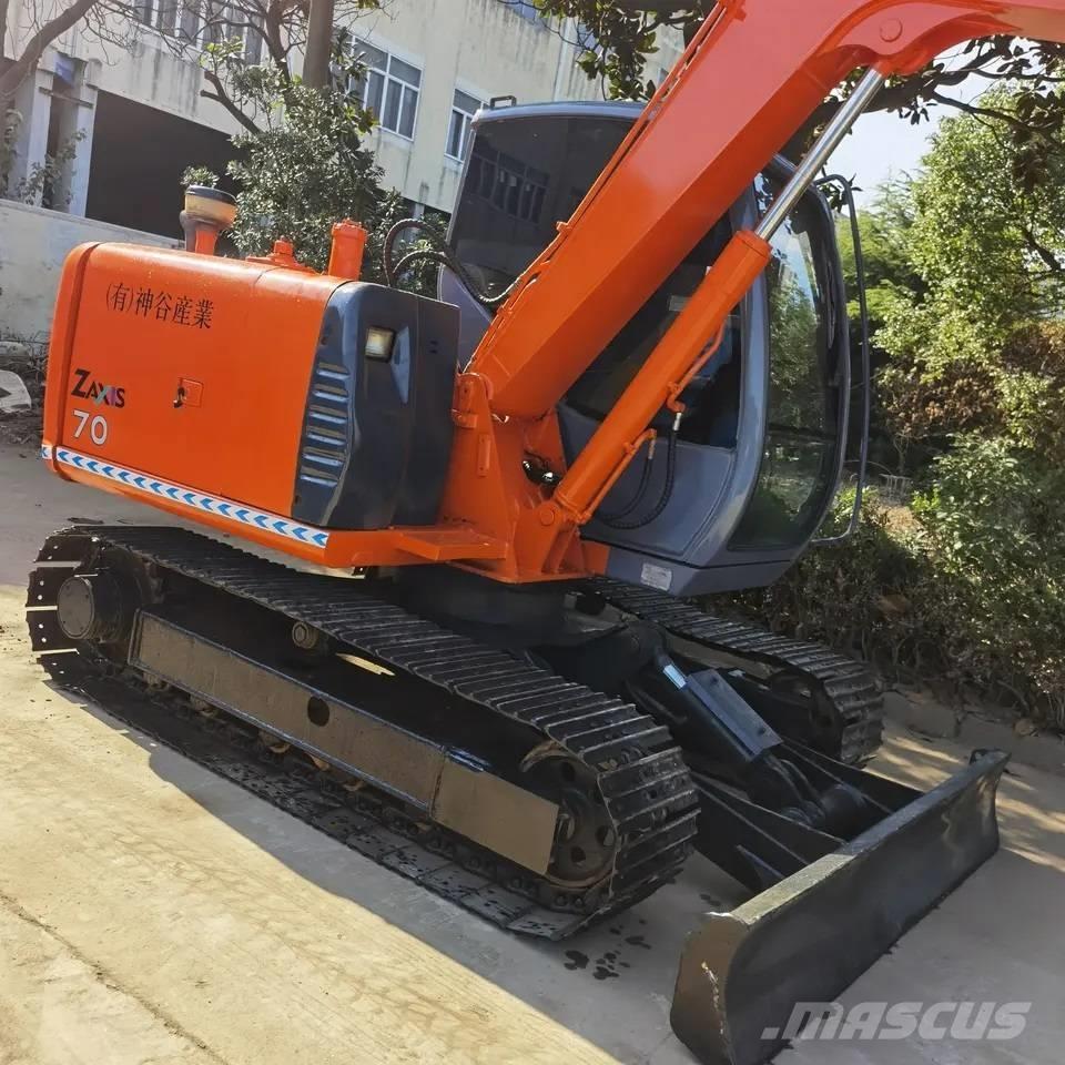 Hitachi ZX70 Μίνι εκσκαφείς 7t - 12t